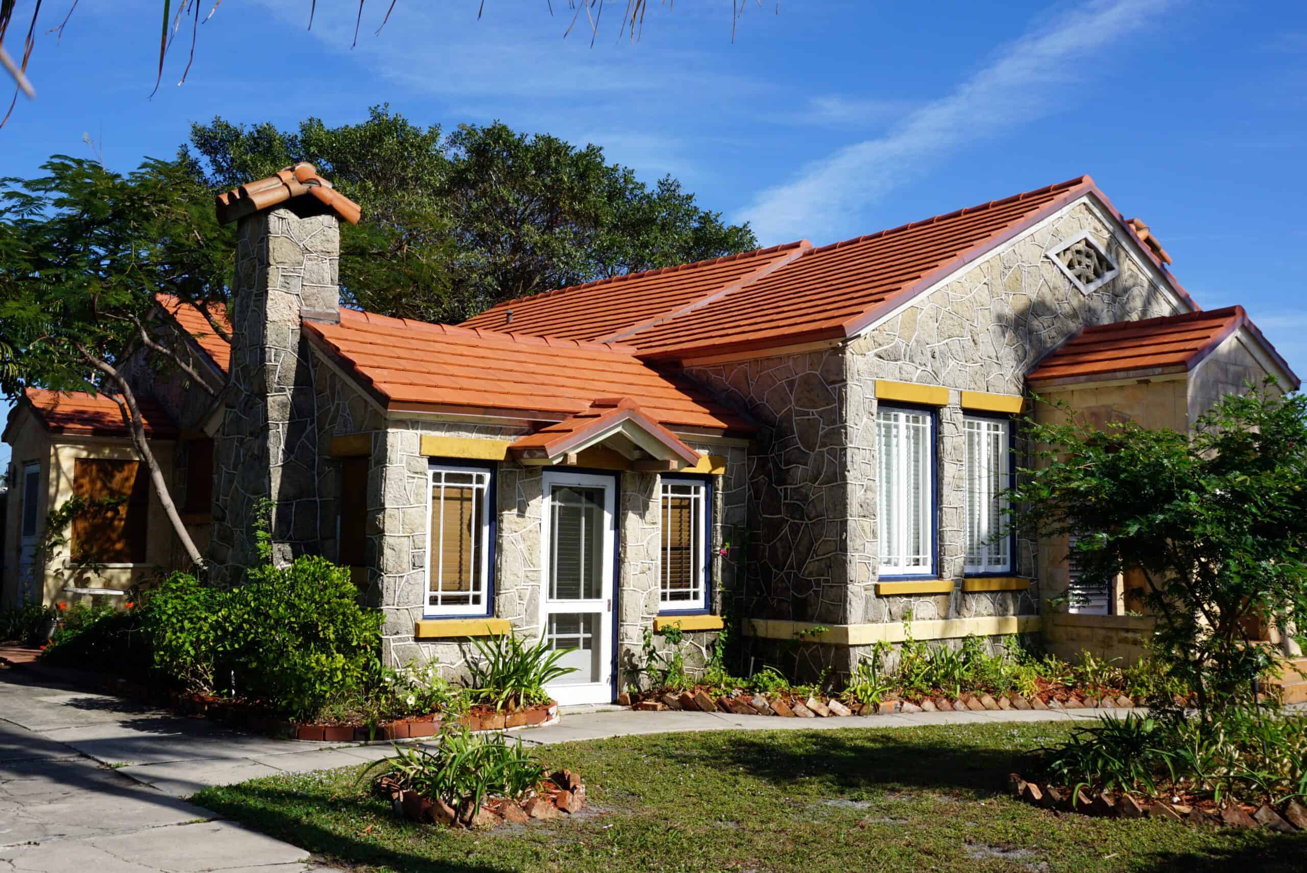 Beautiful House Using Verea Flat Interlocking Clay Tile in Red