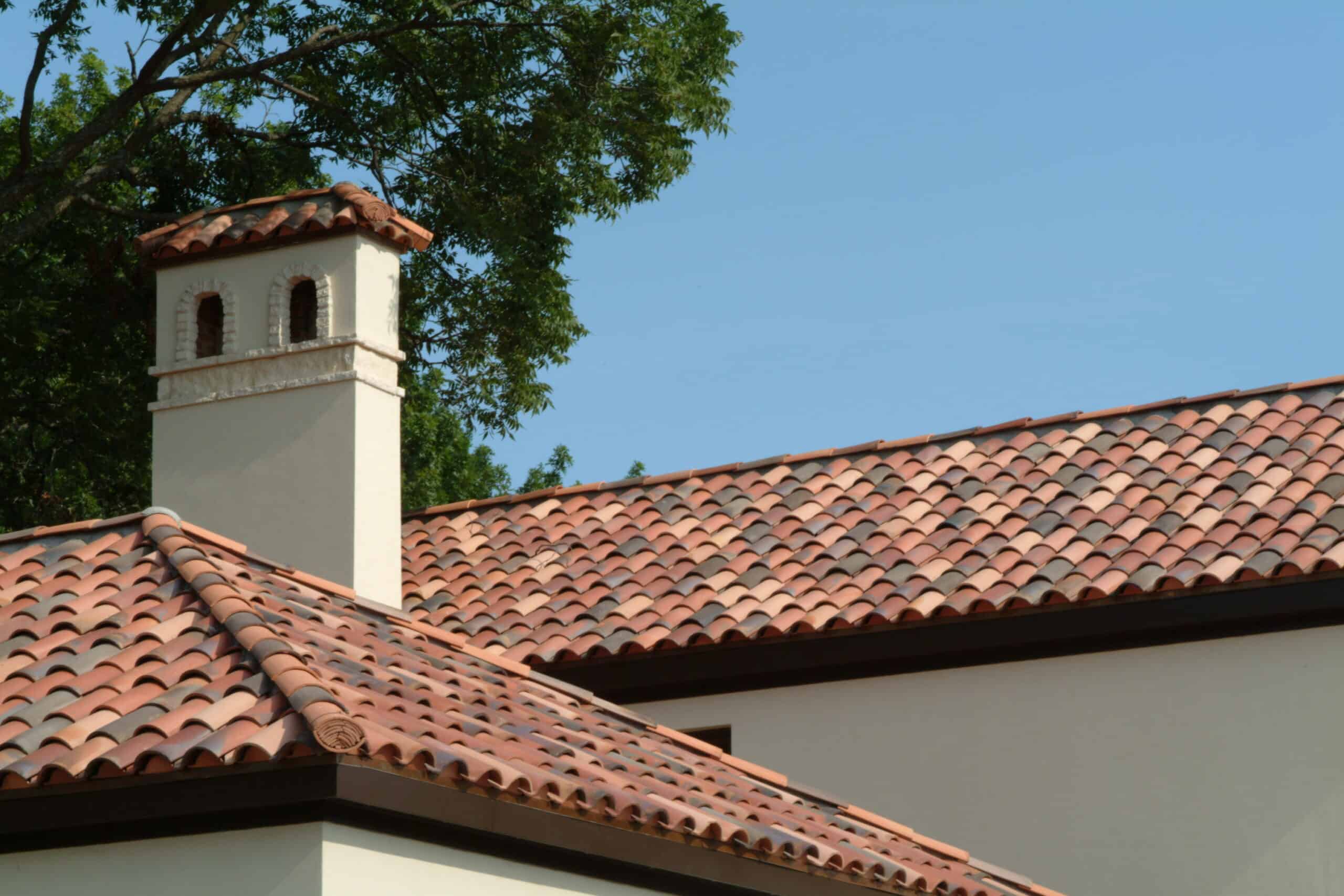 Elegant yet rustic, the castellated ridge and soft weathering complete the traditional look. Castilla Mission Tile in Antigua Blend