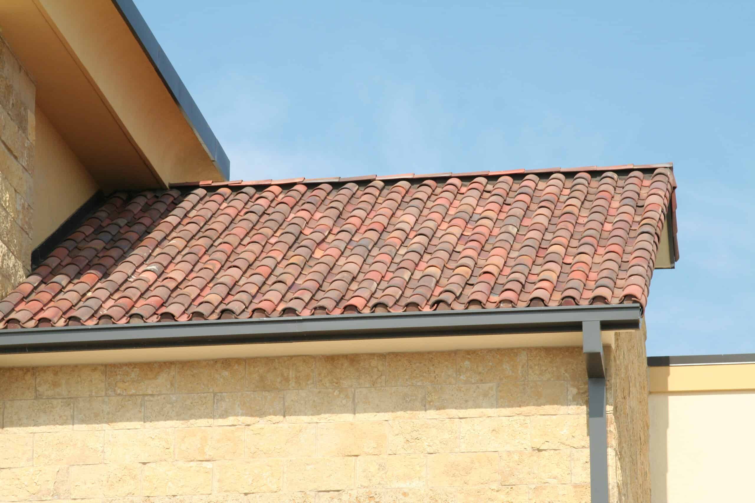 Textured and time-worn, these tiles bring warmth and charm to even the simplest architecture. Castilla Pan and Cover in Tobacco Blend