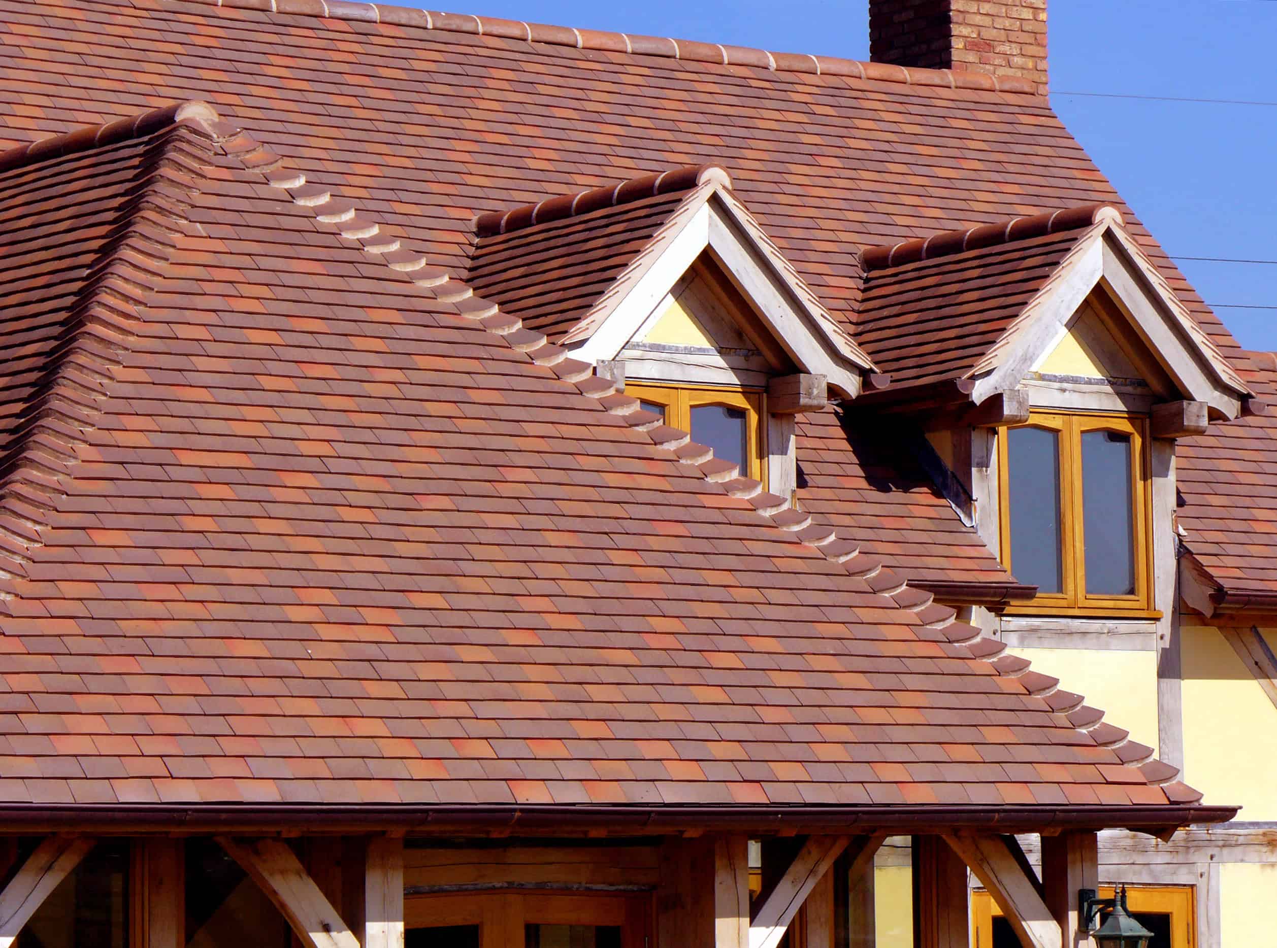 Willow Bank Farm Roof with Collingwood Blend Clay Tiles
